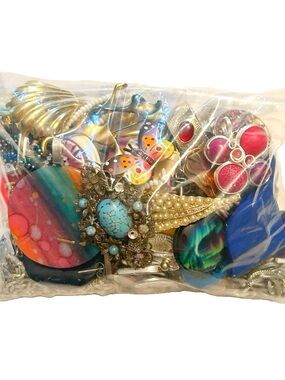 Jewelry Lot Bag Necklaces Earrings Gold Silver Tone Colourful Gem Pearl Beaded